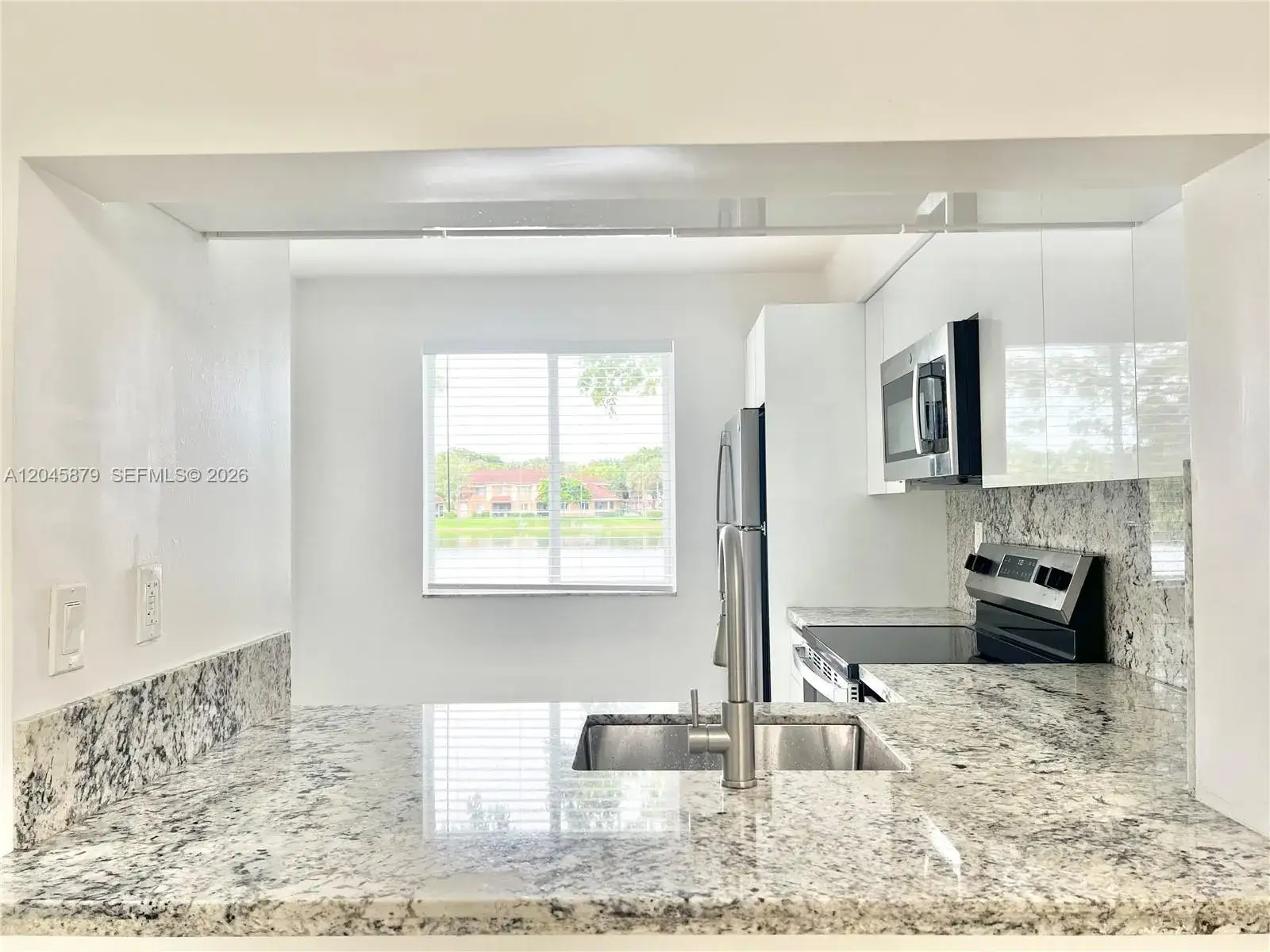 842 NW 92nd Ave # 842, Plantation FL 33324