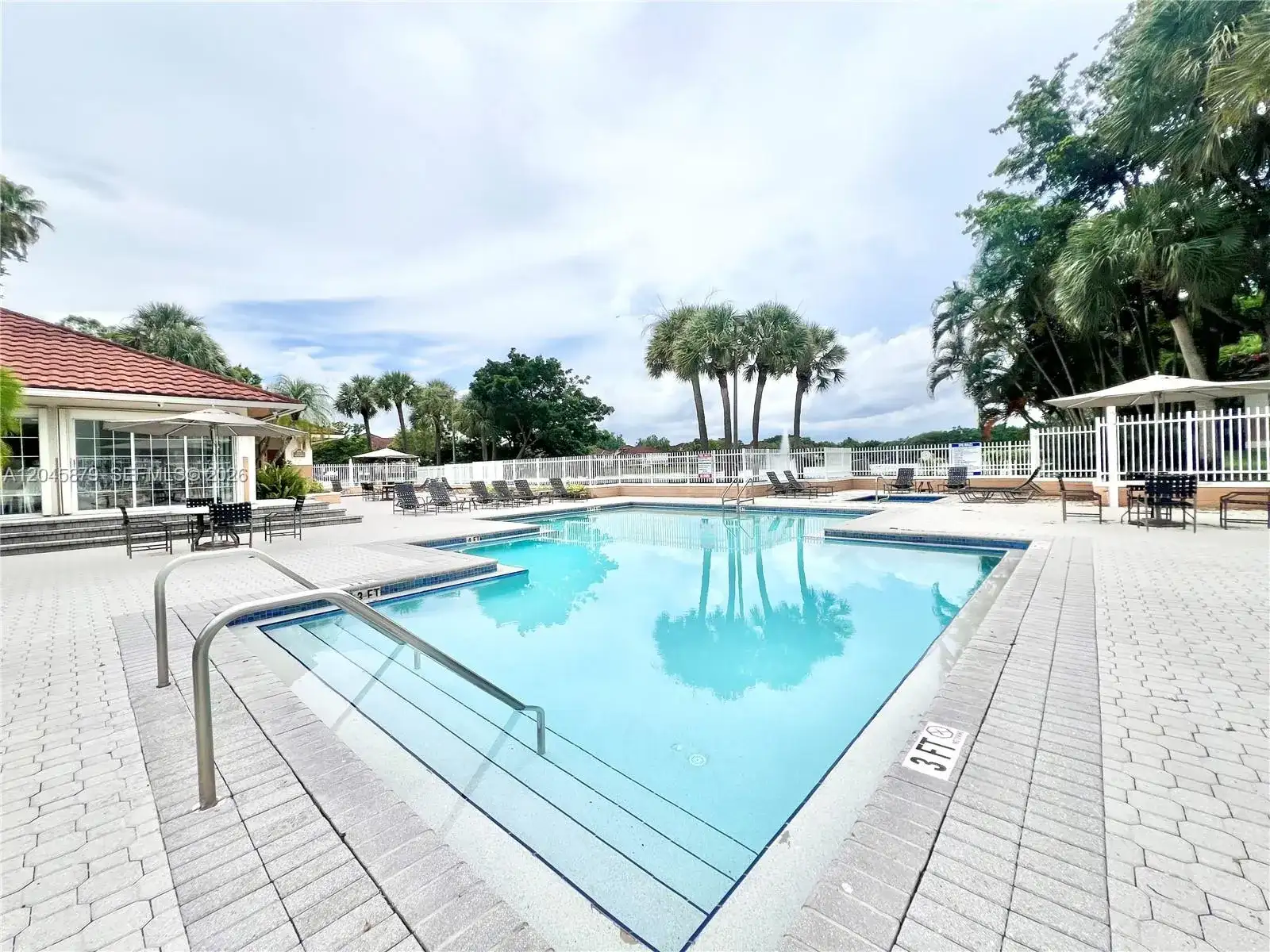 842 NW 92nd Ave # 842, Plantation FL 33324 photo 2