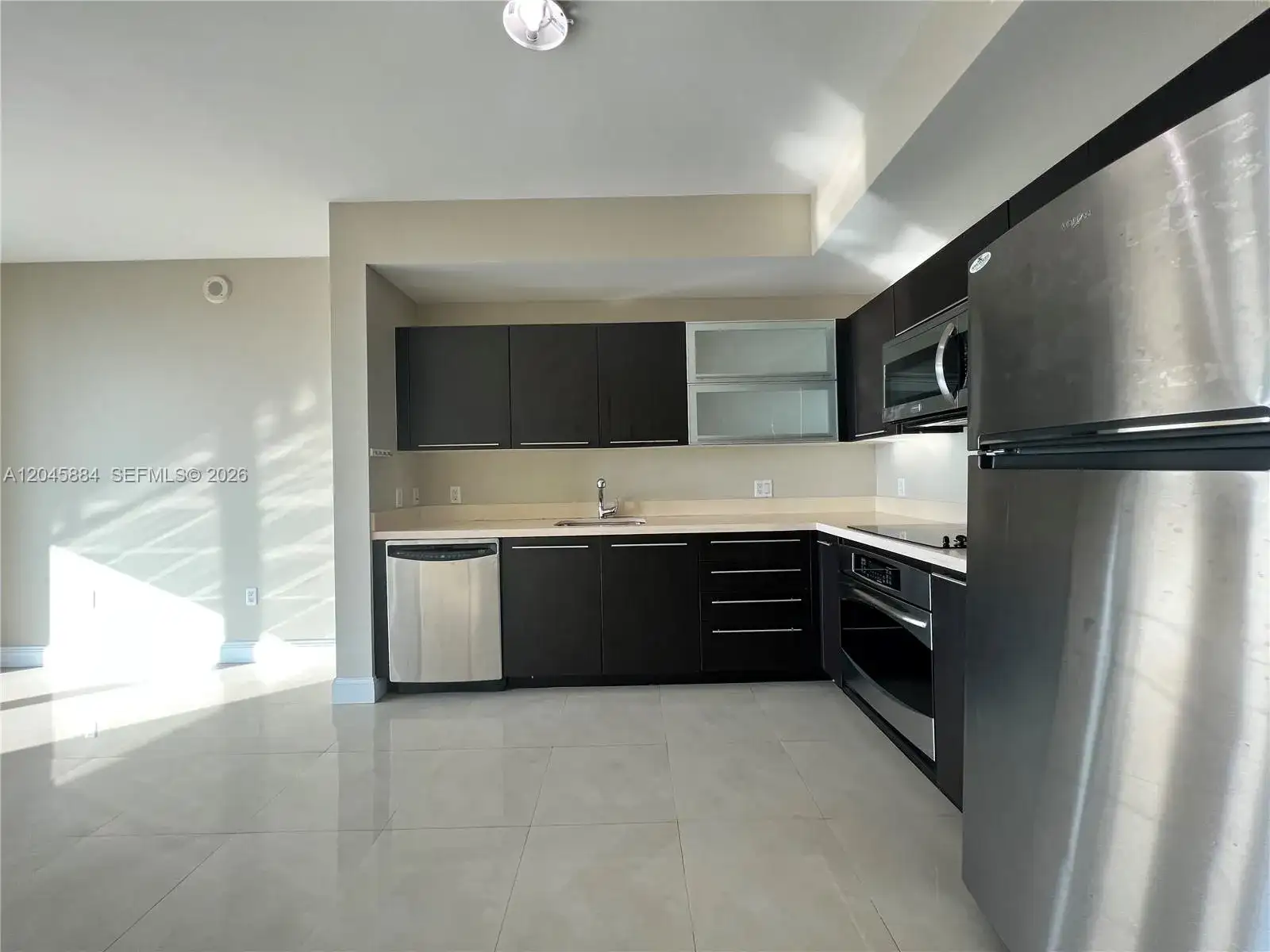 90 SW 3rd St # 1710, Miami FL 33130 photo 3