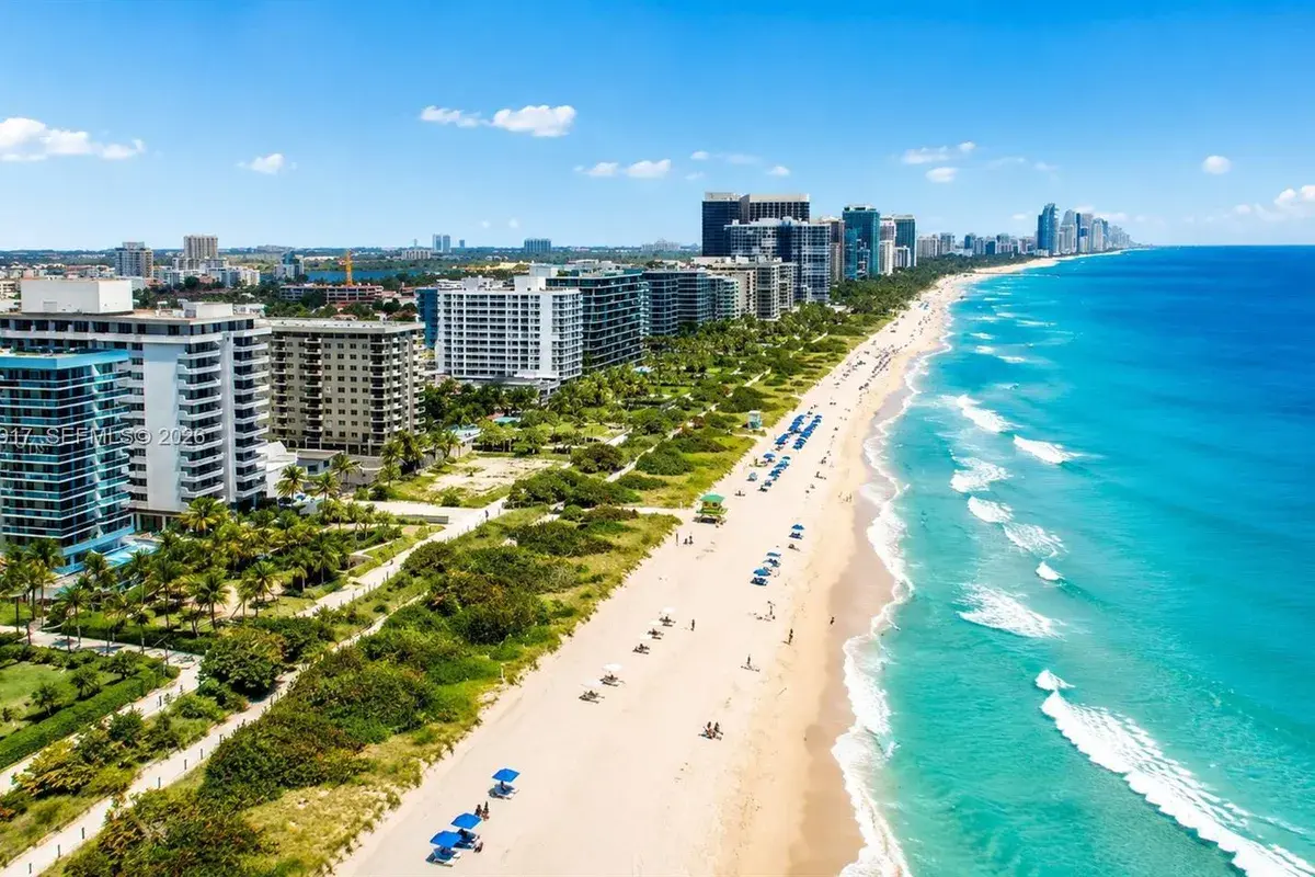 9172 Collins Ave # 218, Surfside FL 33154