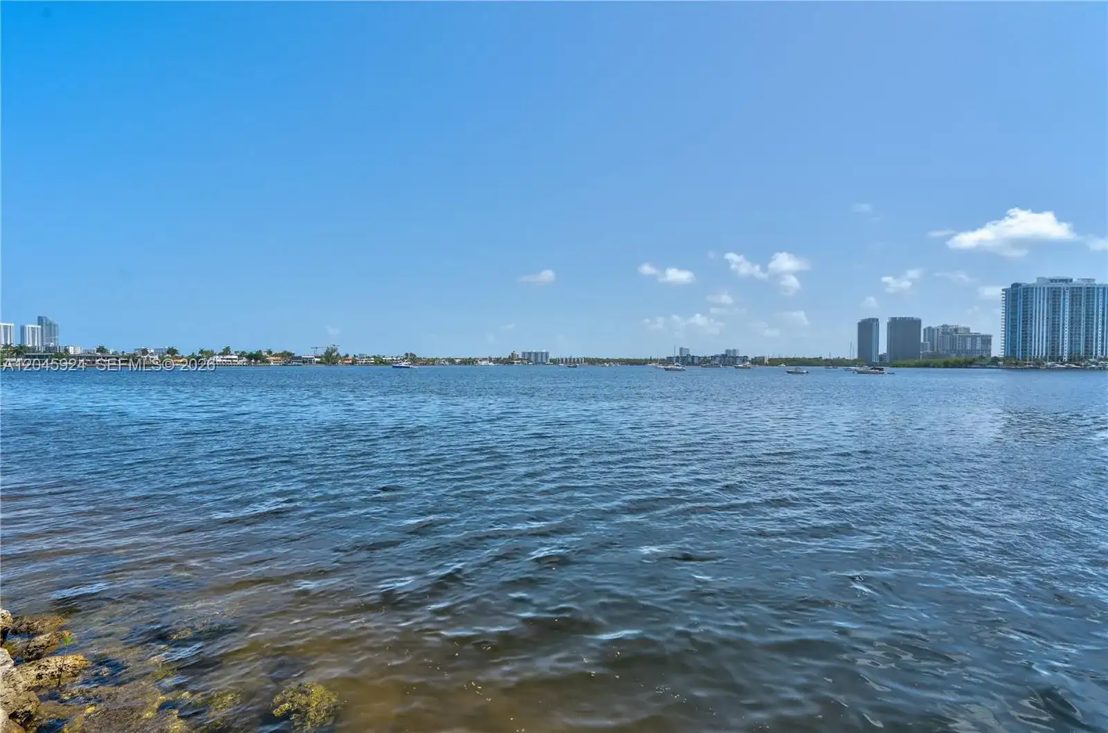 3000 Marcos Dr # P612, Aventura FL 33160 photo 4