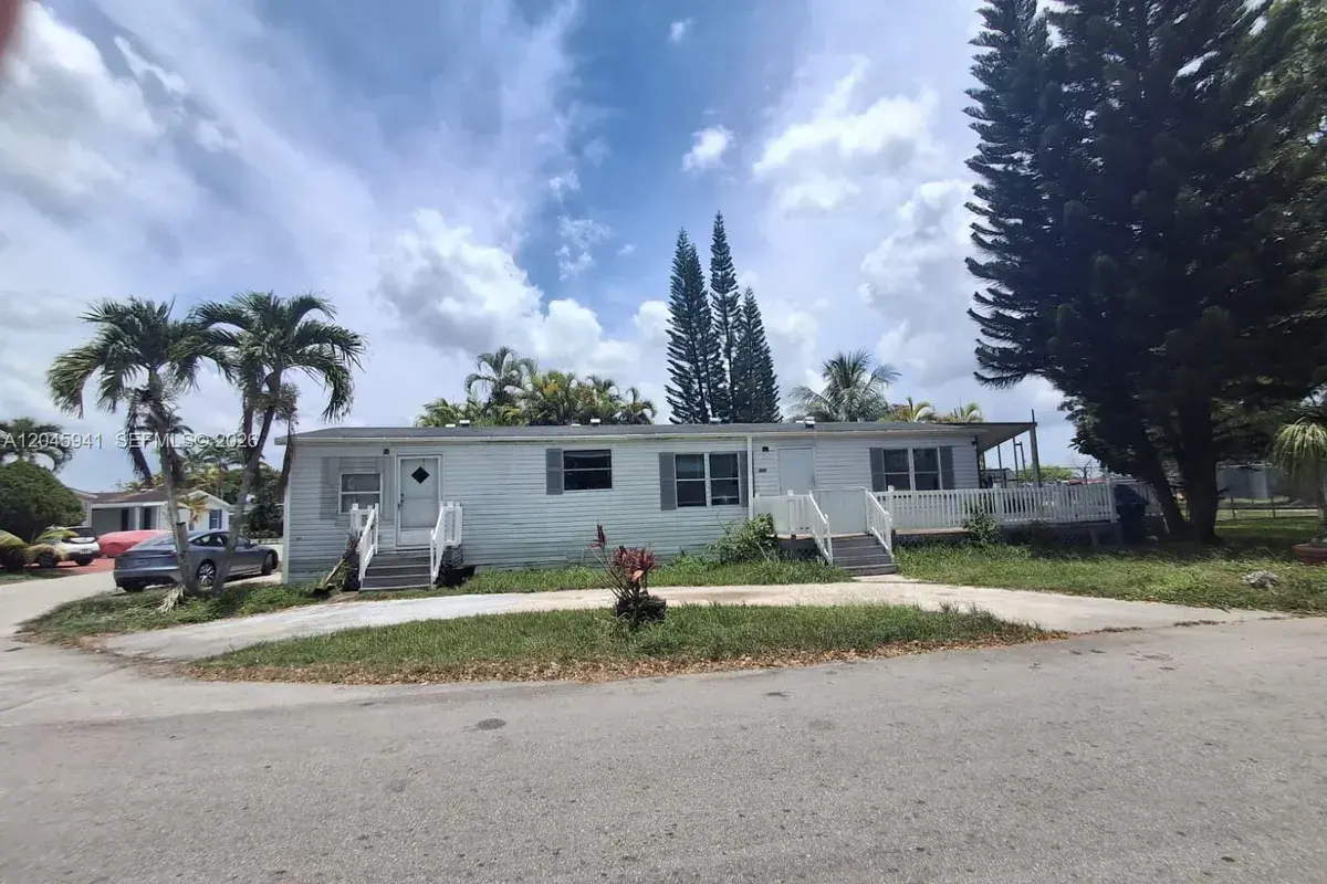 19800 SW 180 Ave, Miami FL 33187