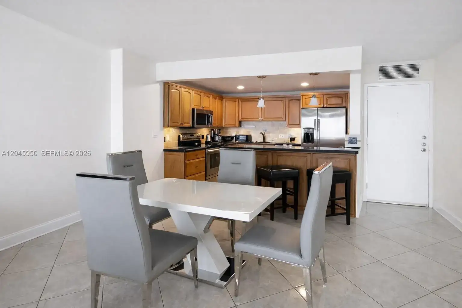 2101 S Ocean Dr # 606, Hollywood FL 33019 photo 4