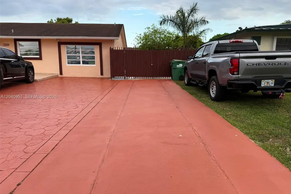 13330 SW 79th St, Miami FL 33183