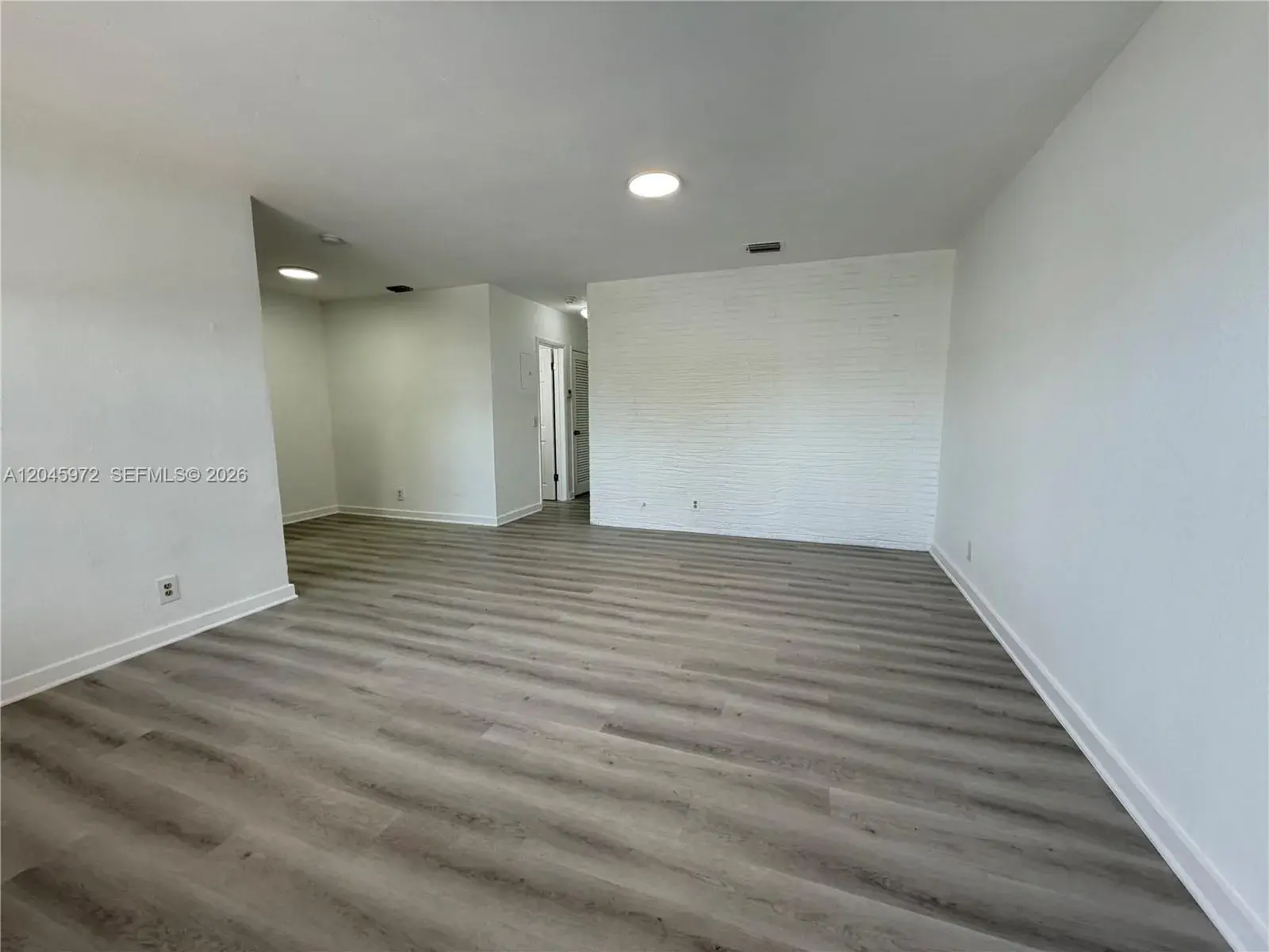 333 NW 2nd Ave # 6, Hallandale Beach FL 33009