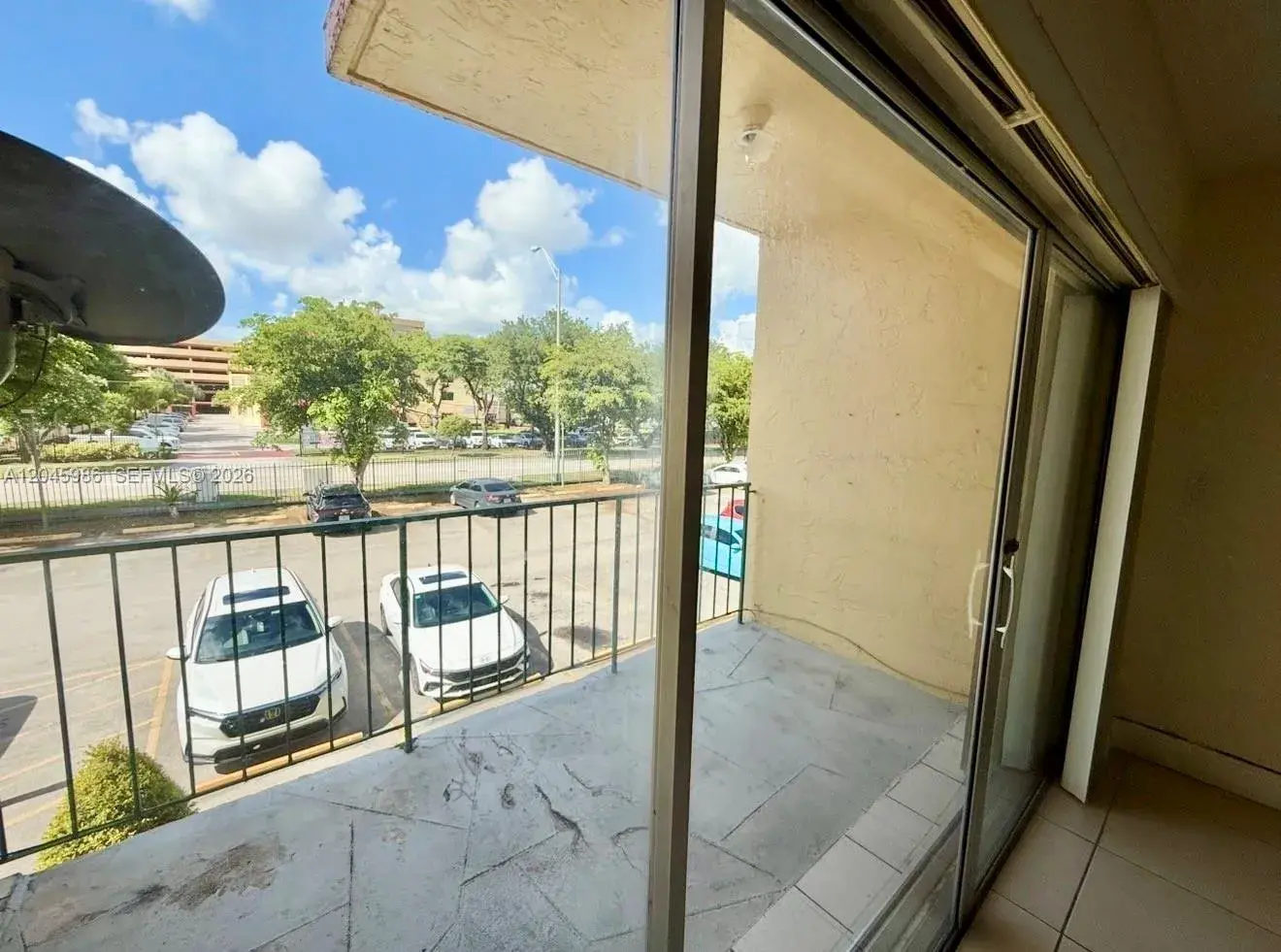 1975 W 44th Pl # 203, Hialeah FL 33012