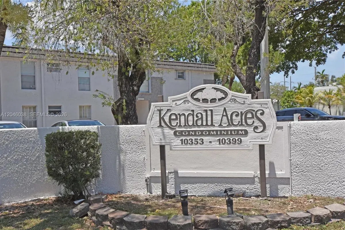 10387 N Kendall Dr # R2, Miami FL 33176