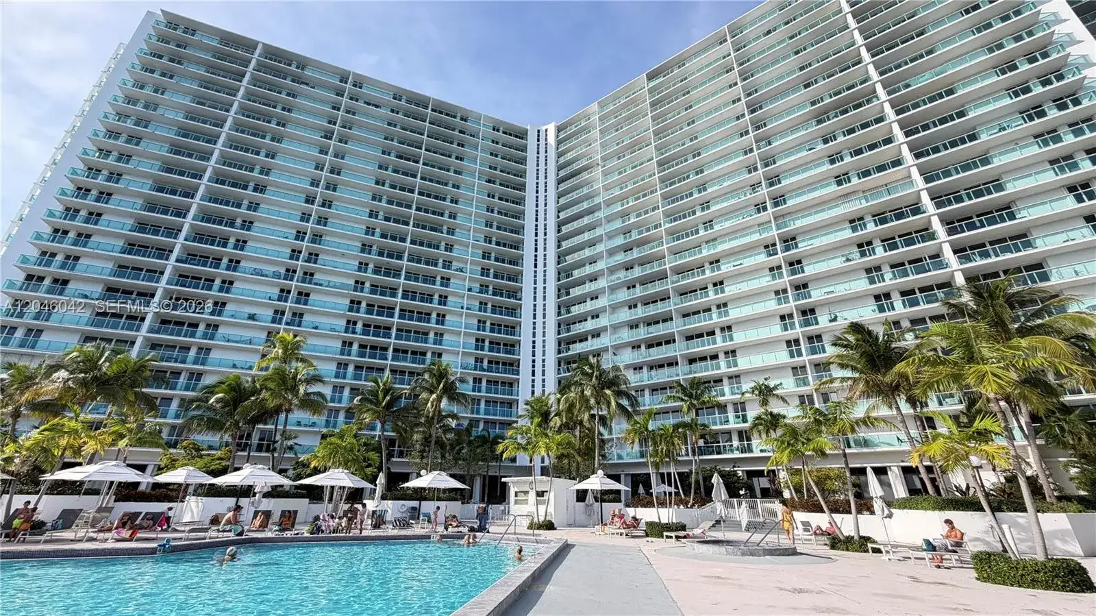 100 Bayview Dr # 509, Sunny Isles Beach FL 33160 photo 4