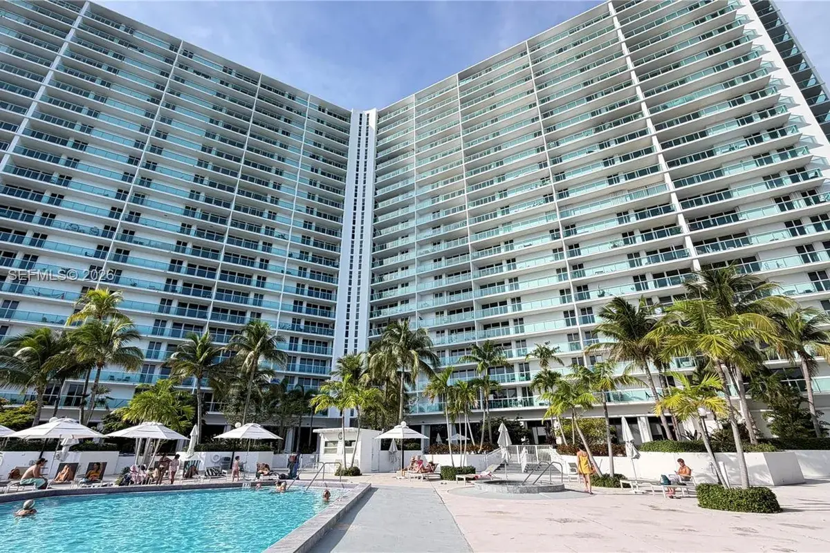 100 Bayview Dr # 509, Sunny Isles Beach FL 33160
