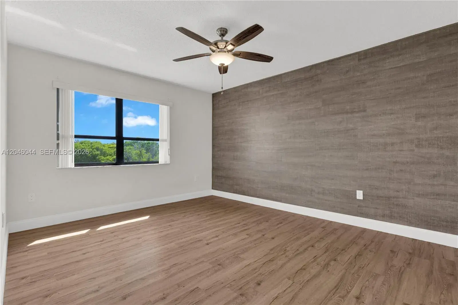1121 SW 122nd Ave # 2, Miami FL 33184