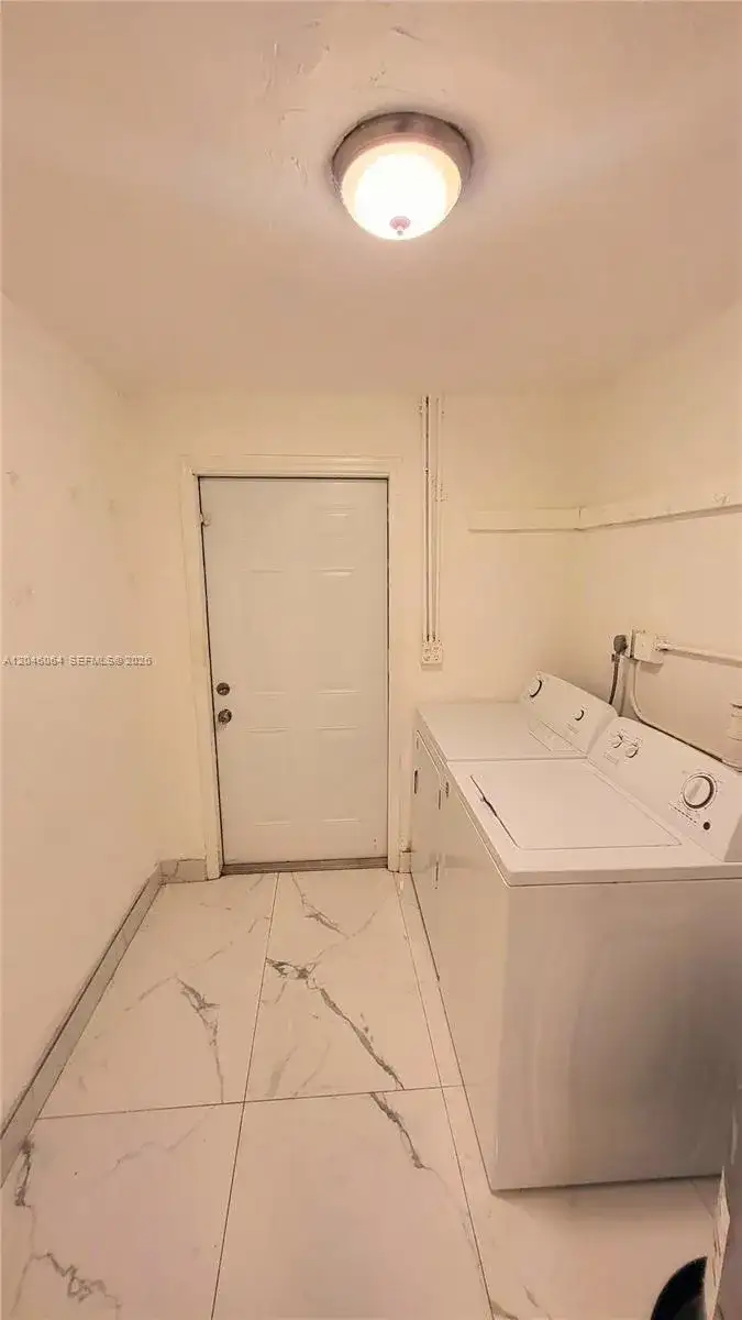 720 NE 5th St # 1, Hallandale Beach FL 33009 photo 4