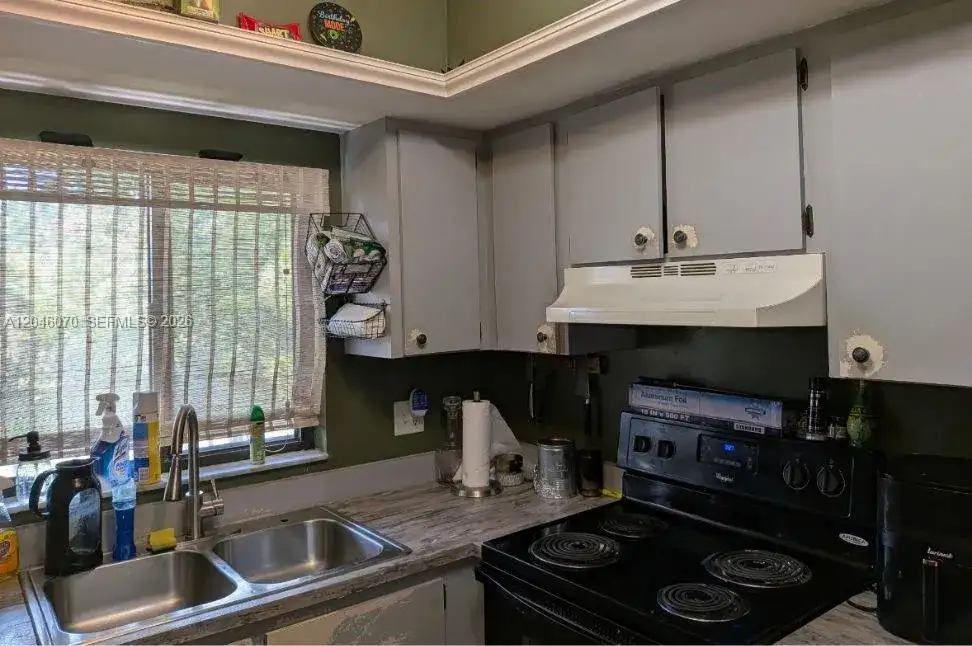 1210 HALL RD # 208, Other City - In The State Of Florida FL 33903 photo 4