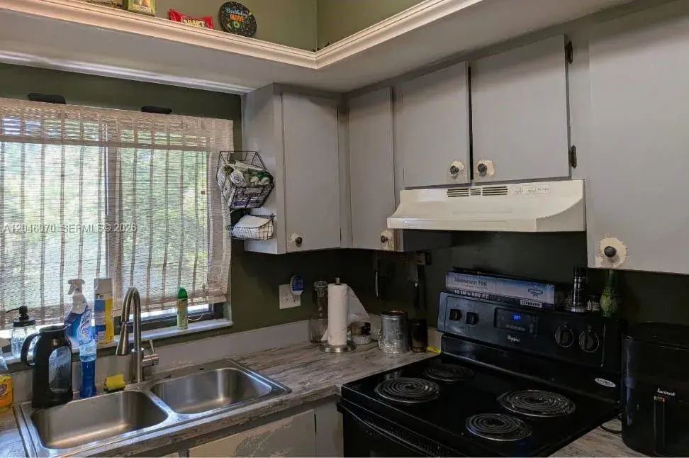 1210 HALL RD # 208, Other City - In The State Of Florida FL 33903