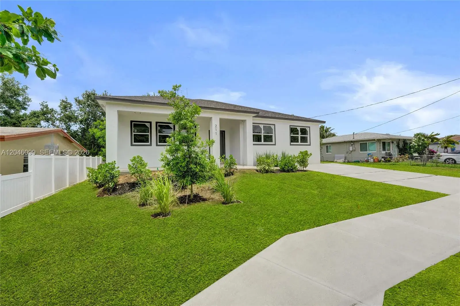 211 NW 14th Ct, Dania Beach FL 33004
