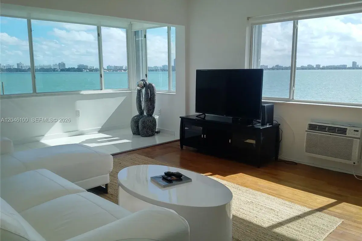 1830 S Treasure Dr # 21, North Bay Village FL 33141