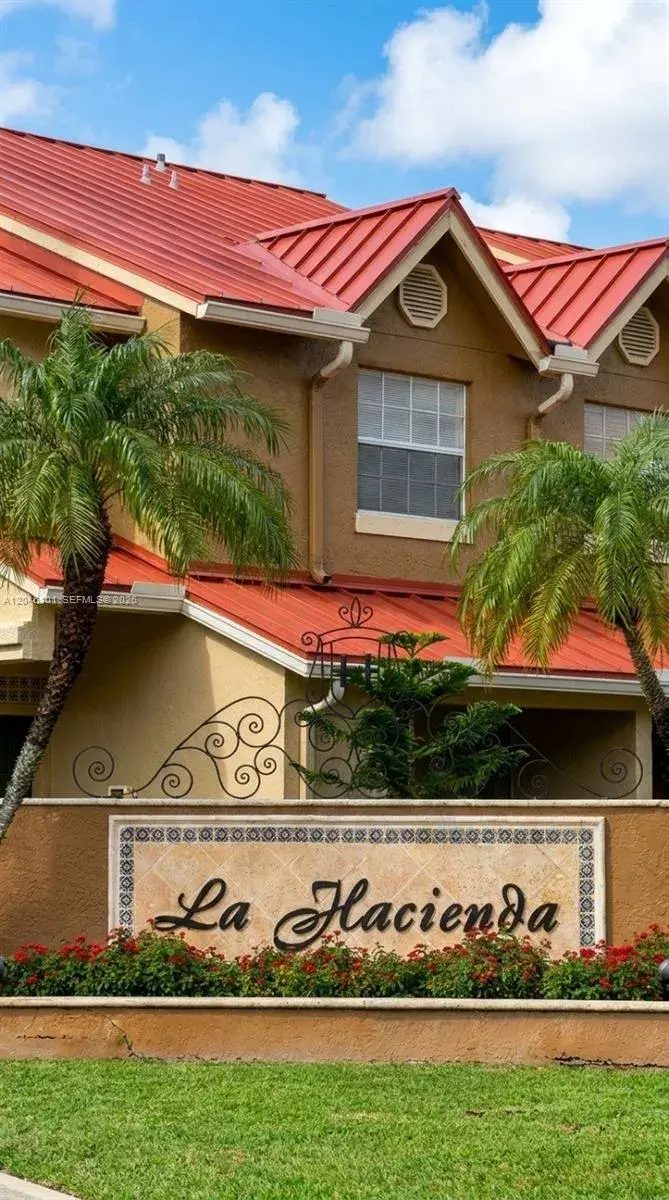 18338 NW 68th Ave # D, Hialeah FL 33015