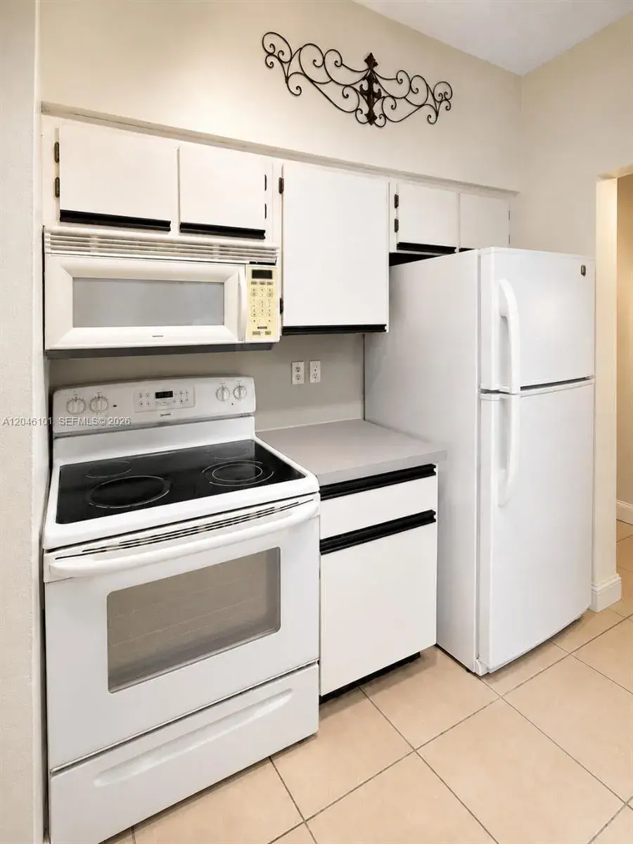 18338 NW 68th Ave # D, Hialeah FL 33015
