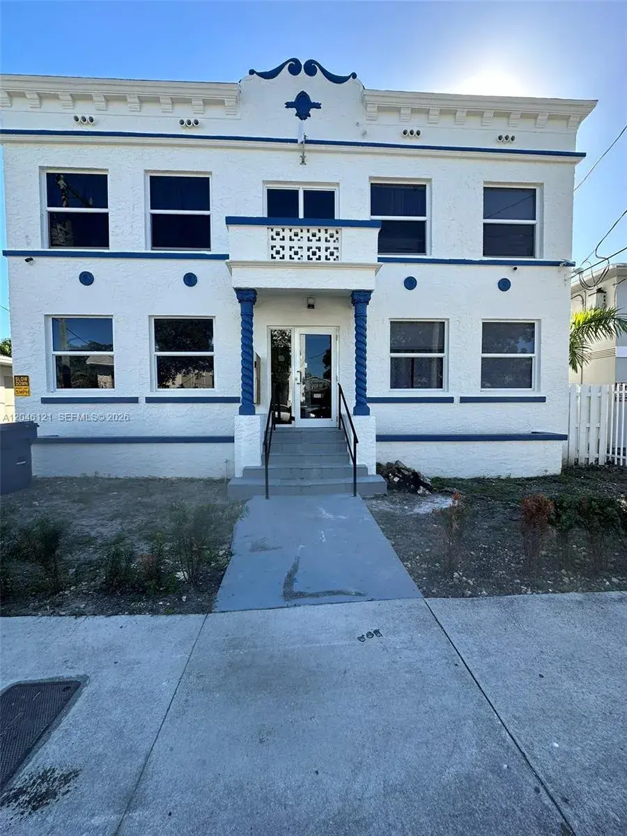 1450 SW 4th St # 2, Miami FL 33135