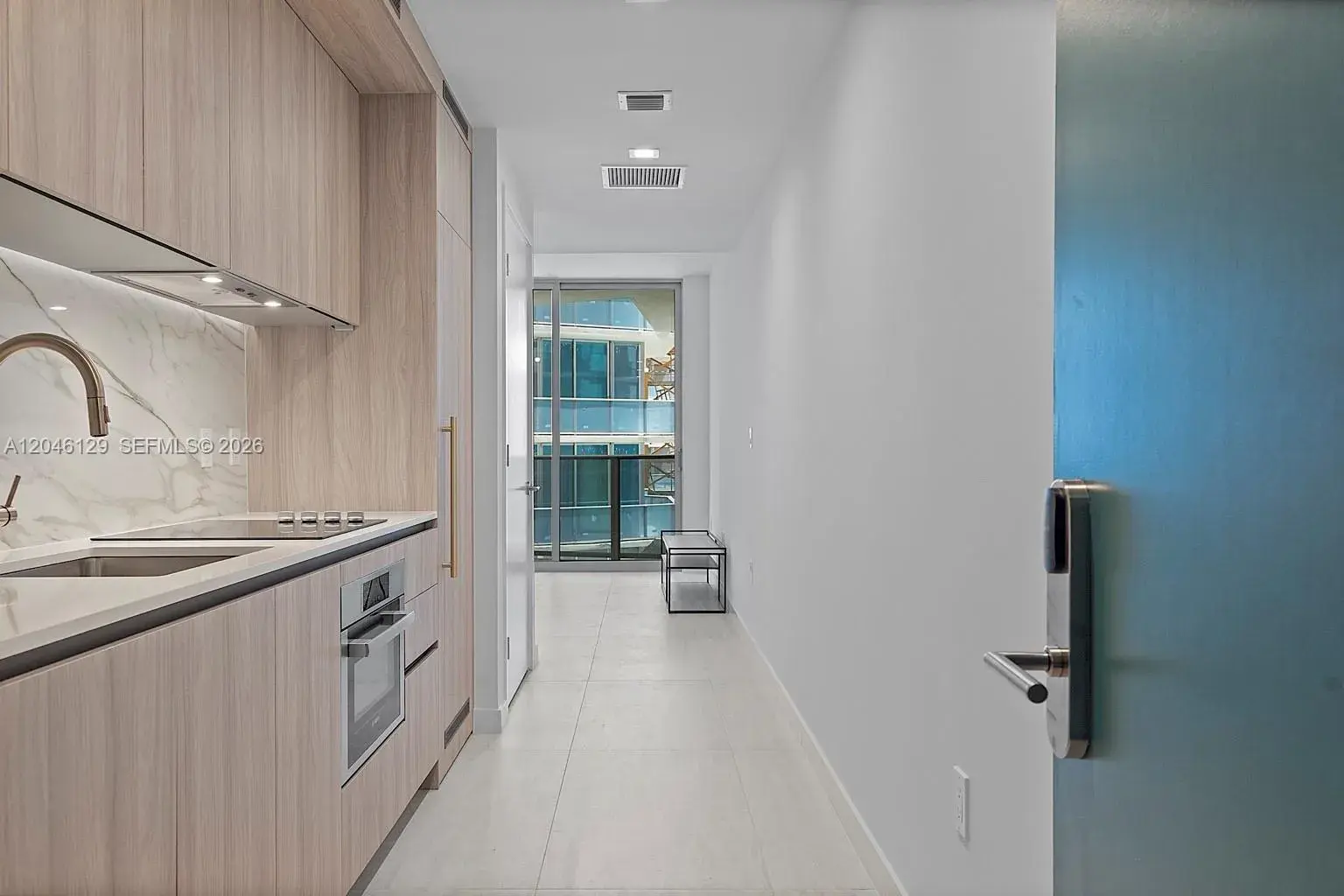 77 SE 5th St. # 1905, Miami FL 33131