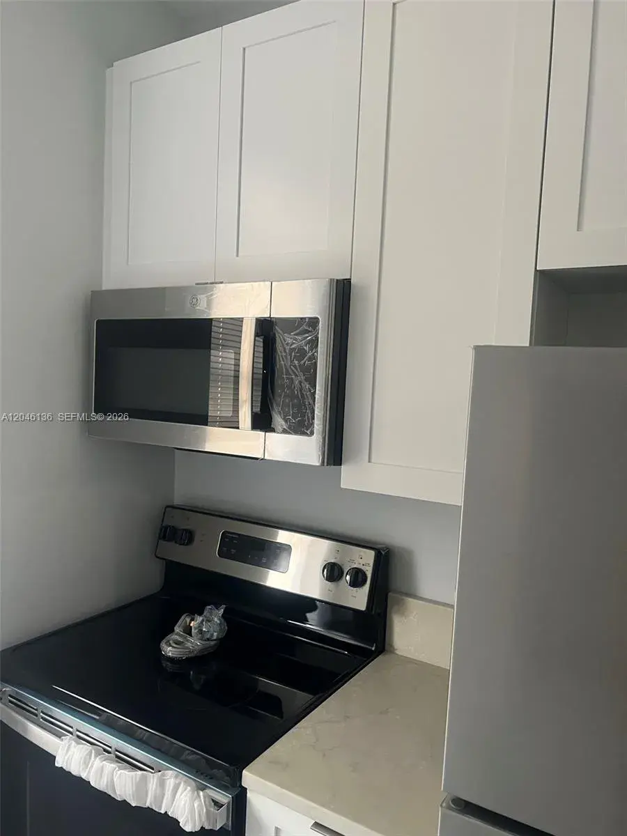 1450 SW 4th St # 4, Miami FL 33135