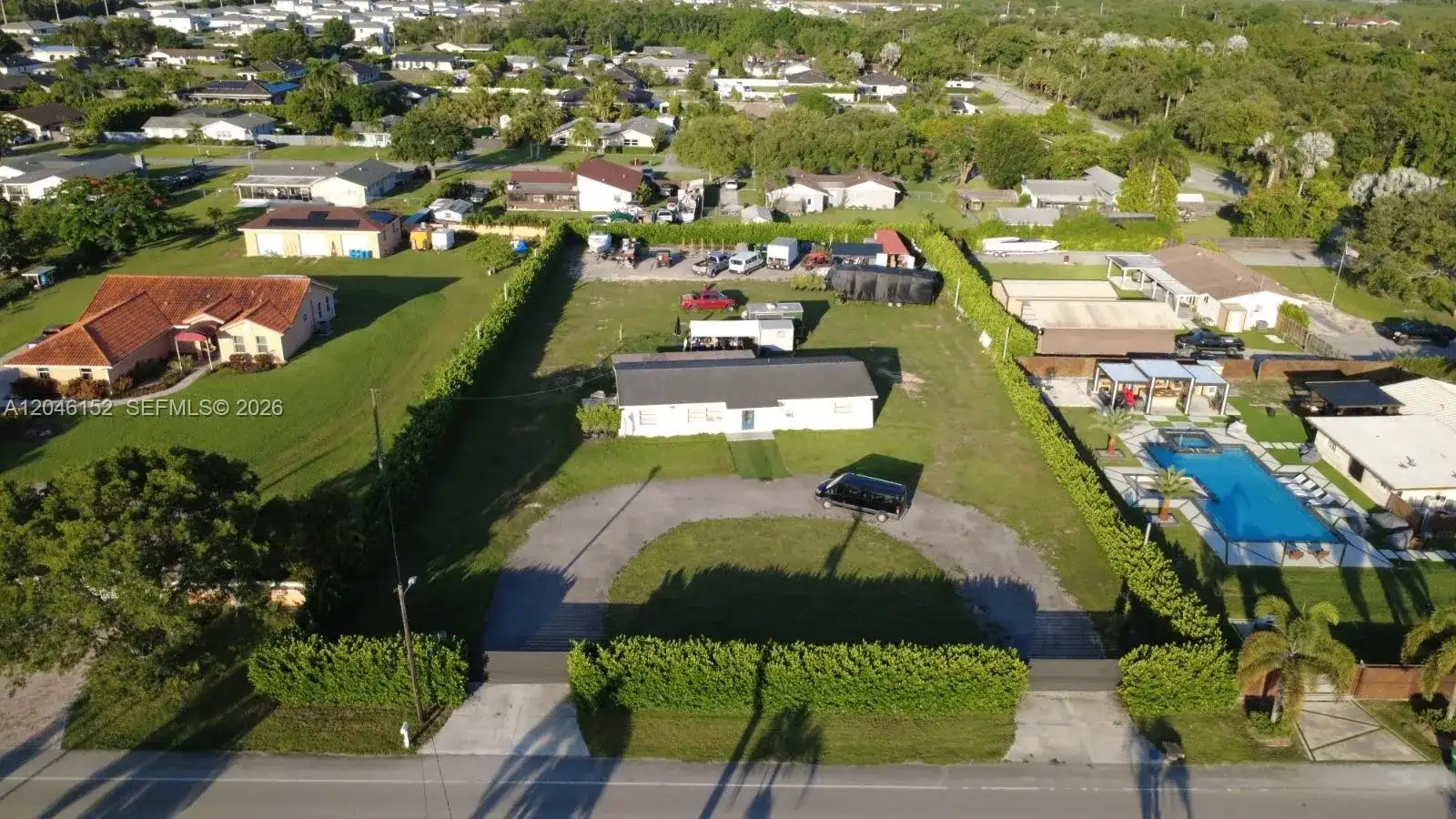 32305 SW 202nd Ave, Homestead FL 33030 photo 2