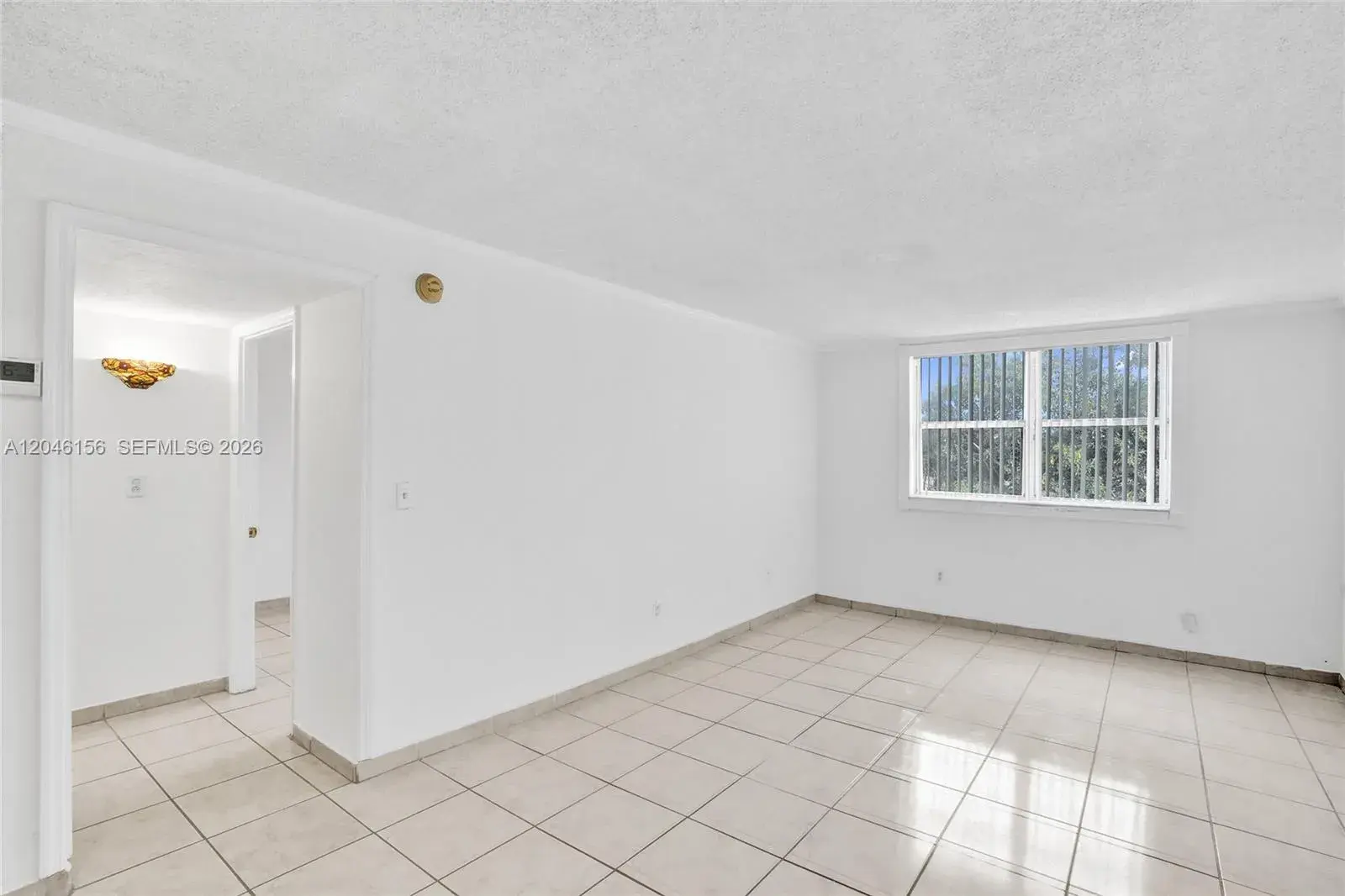 606 W 81st St # 323, Hialeah FL 33014
