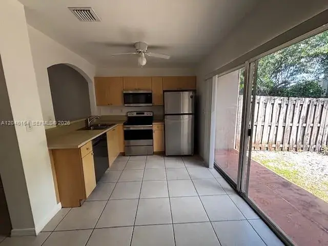 13726 SW 171st Ln, Miami FL 33177