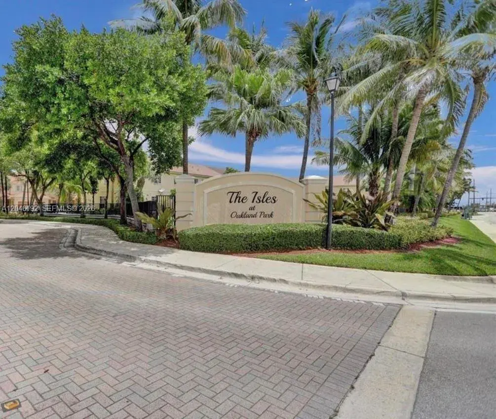 3258 NW 32nd Ter, Oakland Park FL 33309
