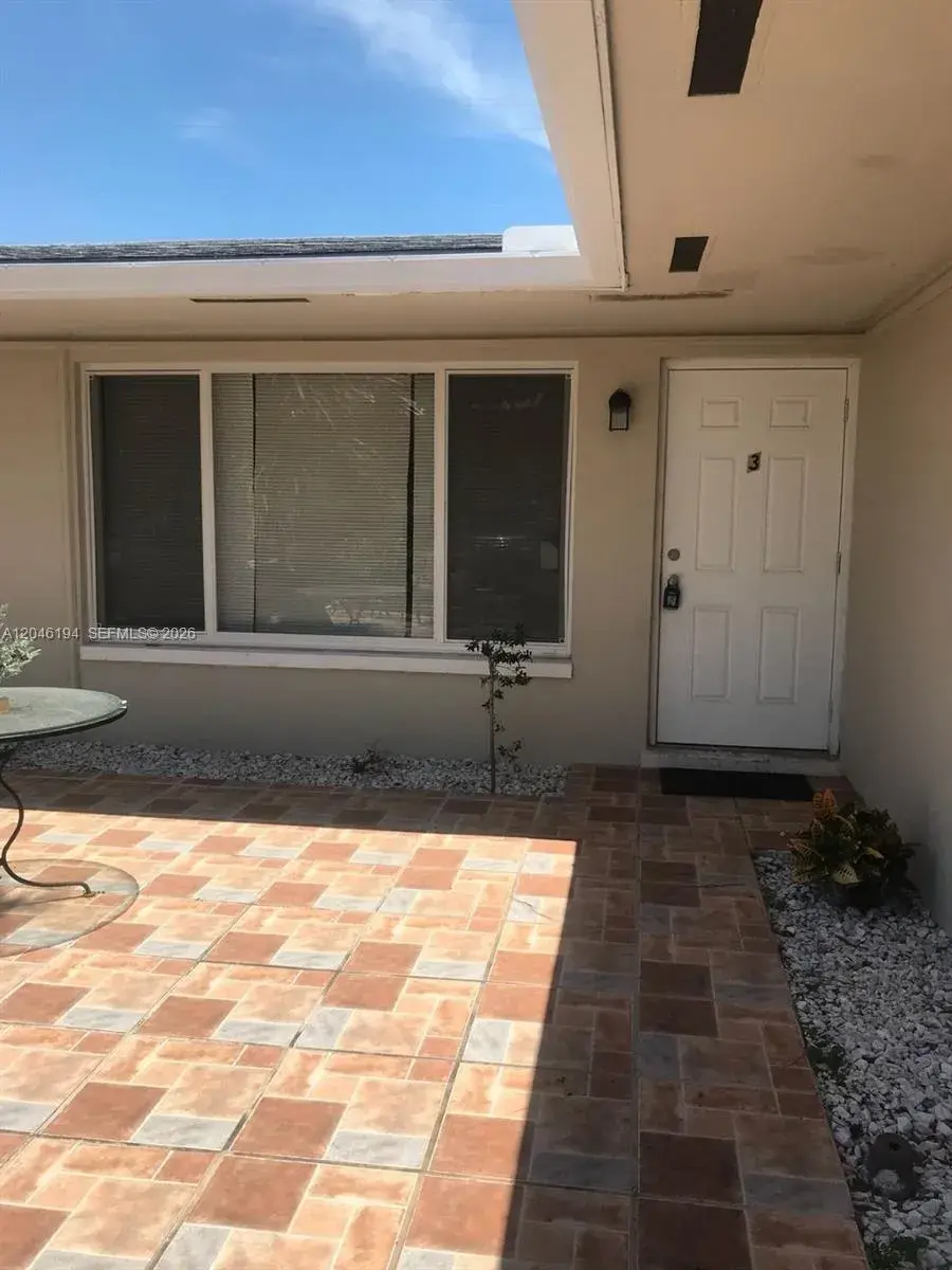 2859 NE 30th St # 3, Fort Lauderdale FL 33306