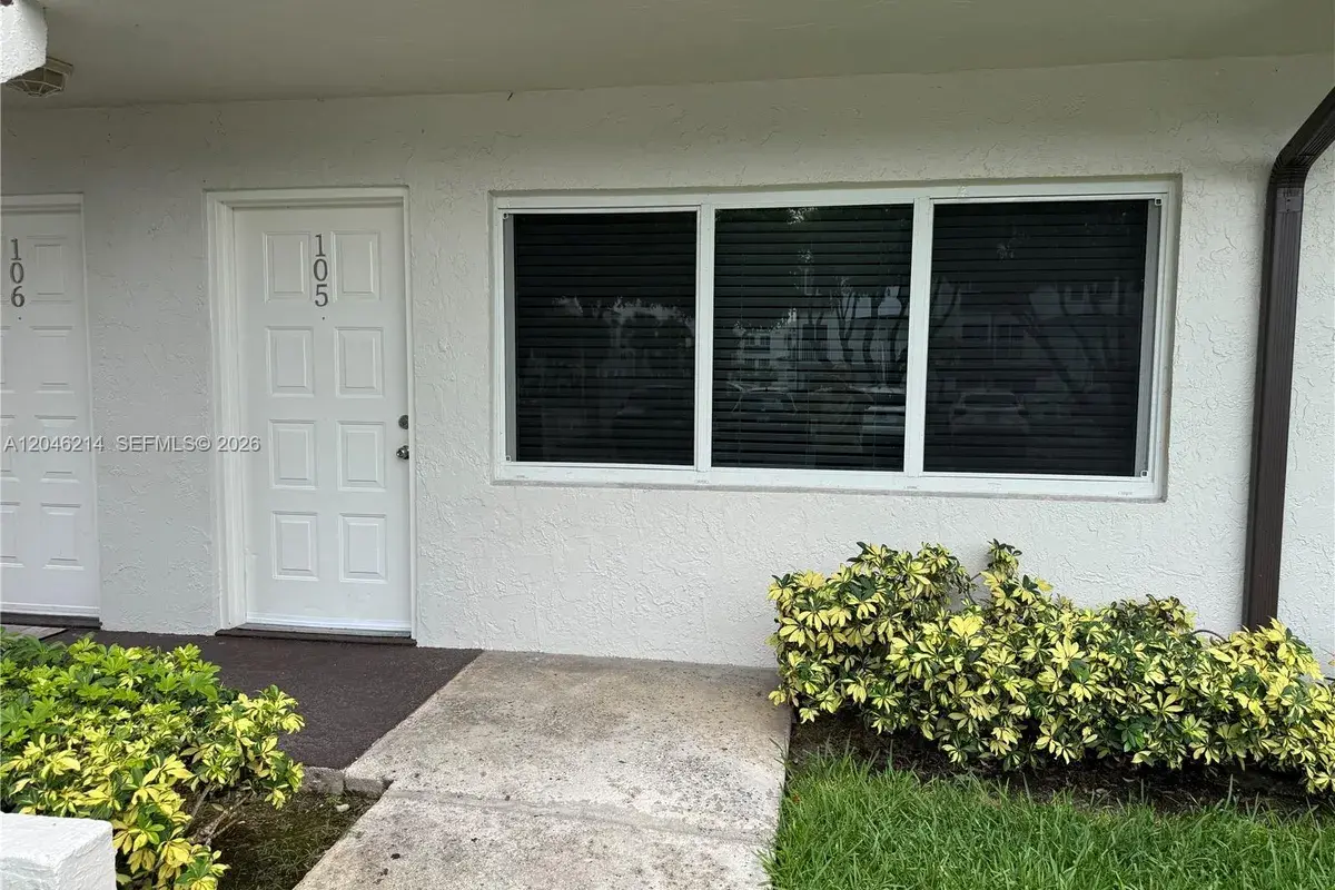 8695 NW 6th Ln # 105, Miami FL 33126