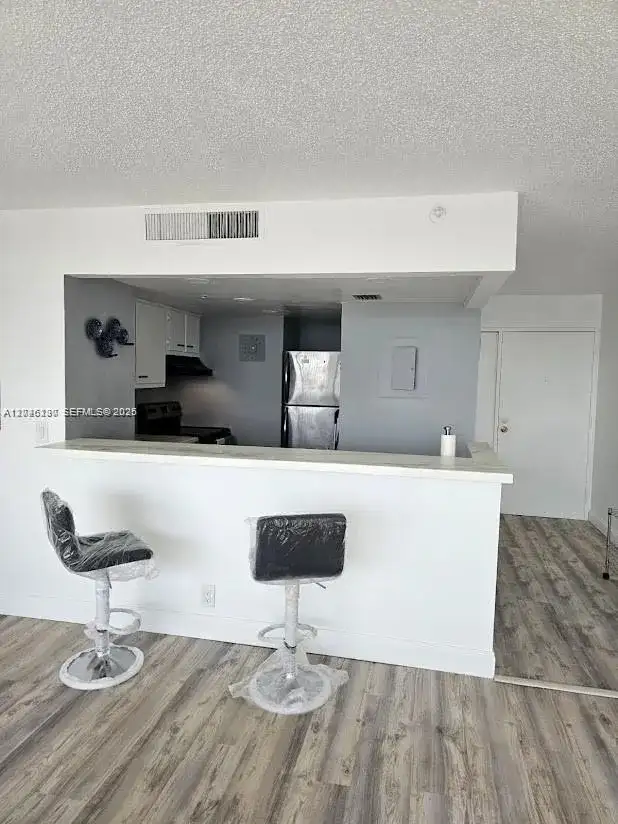 7601 E Treasure Dr # 811, North Bay Village FL 33141 photo 5