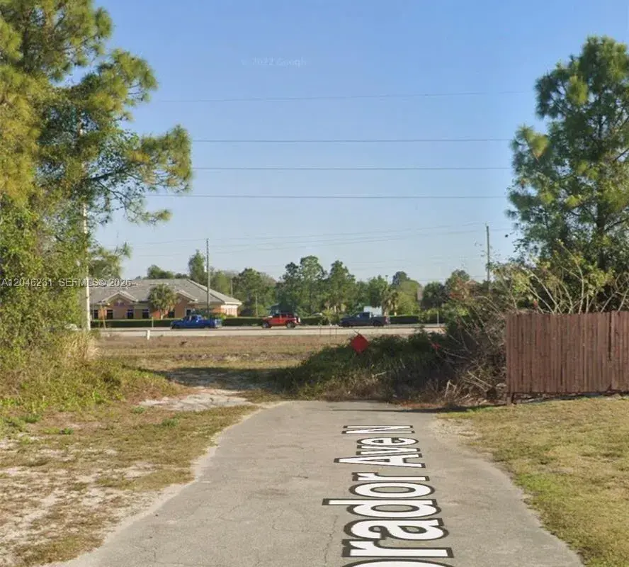 705 LABRADOR AVE N, Lehigh Acres FL 33971