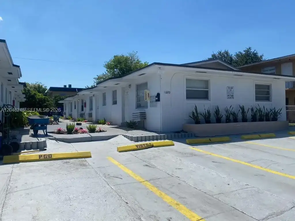 16120 NE 19th Pl # 3, North Miami Beach FL 33162