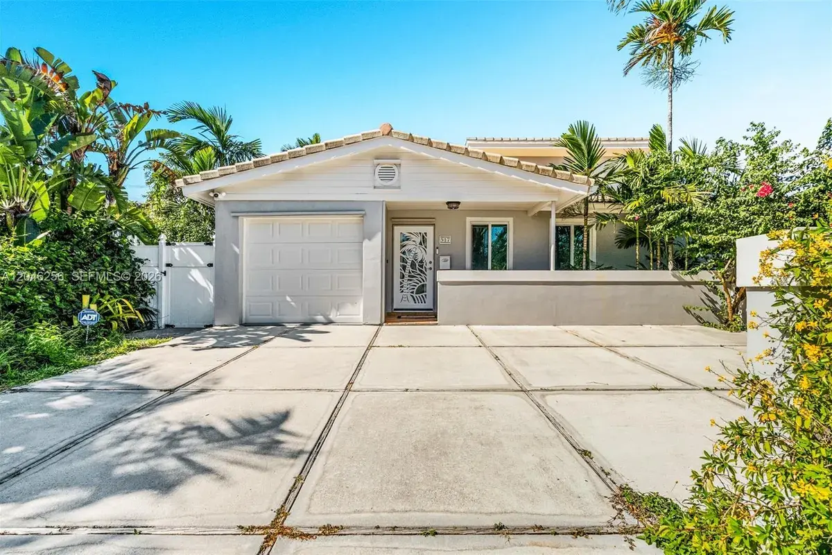 517 NE 2nd Pl, Dania Beach FL 33004