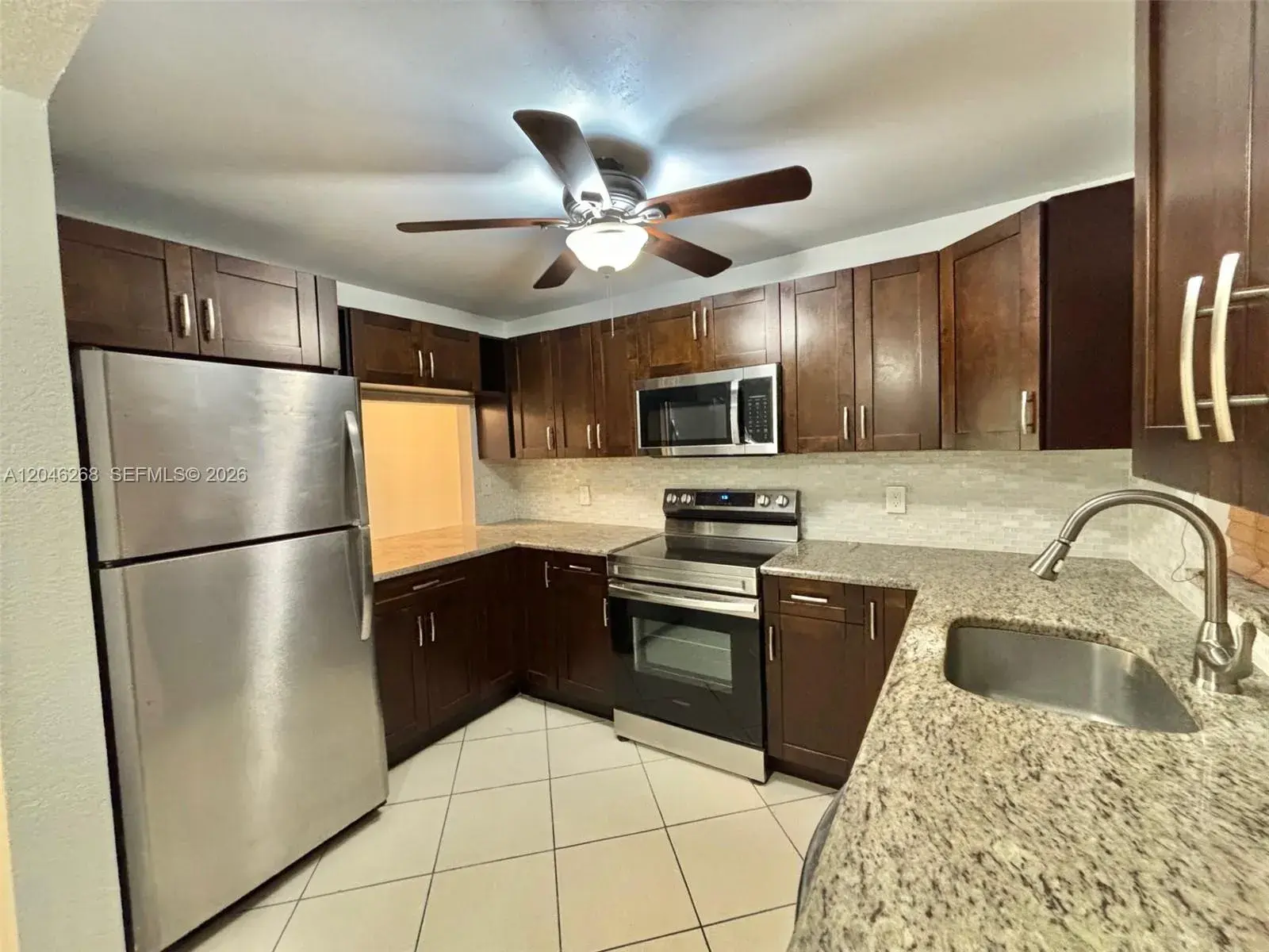 9411 Evergreen Pl # 303, Davie FL 33324