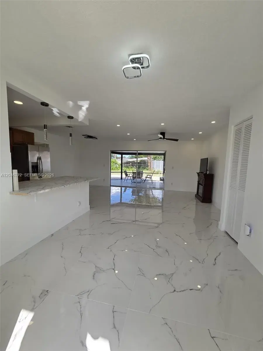 305 SE Airoso Blvd # 0, Port St. Lucie FL 34983