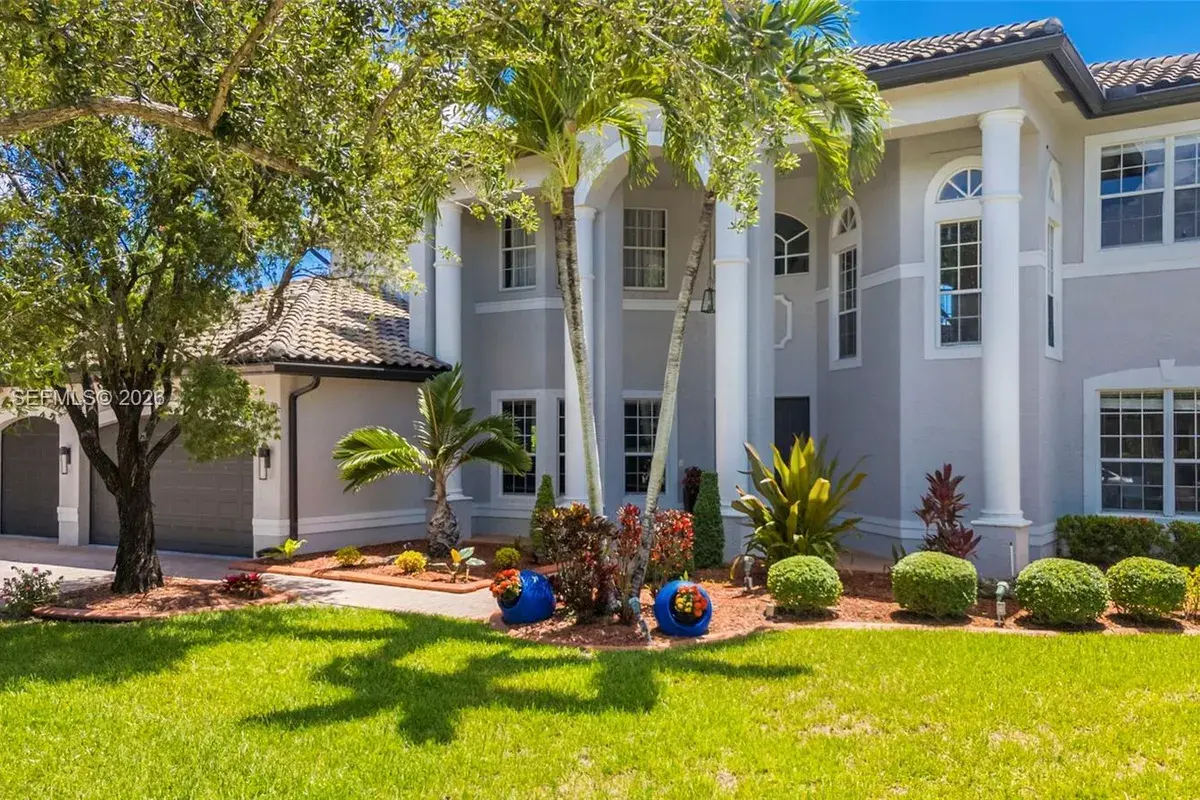 4135 SW 186th Way, Miramar FL 33029
