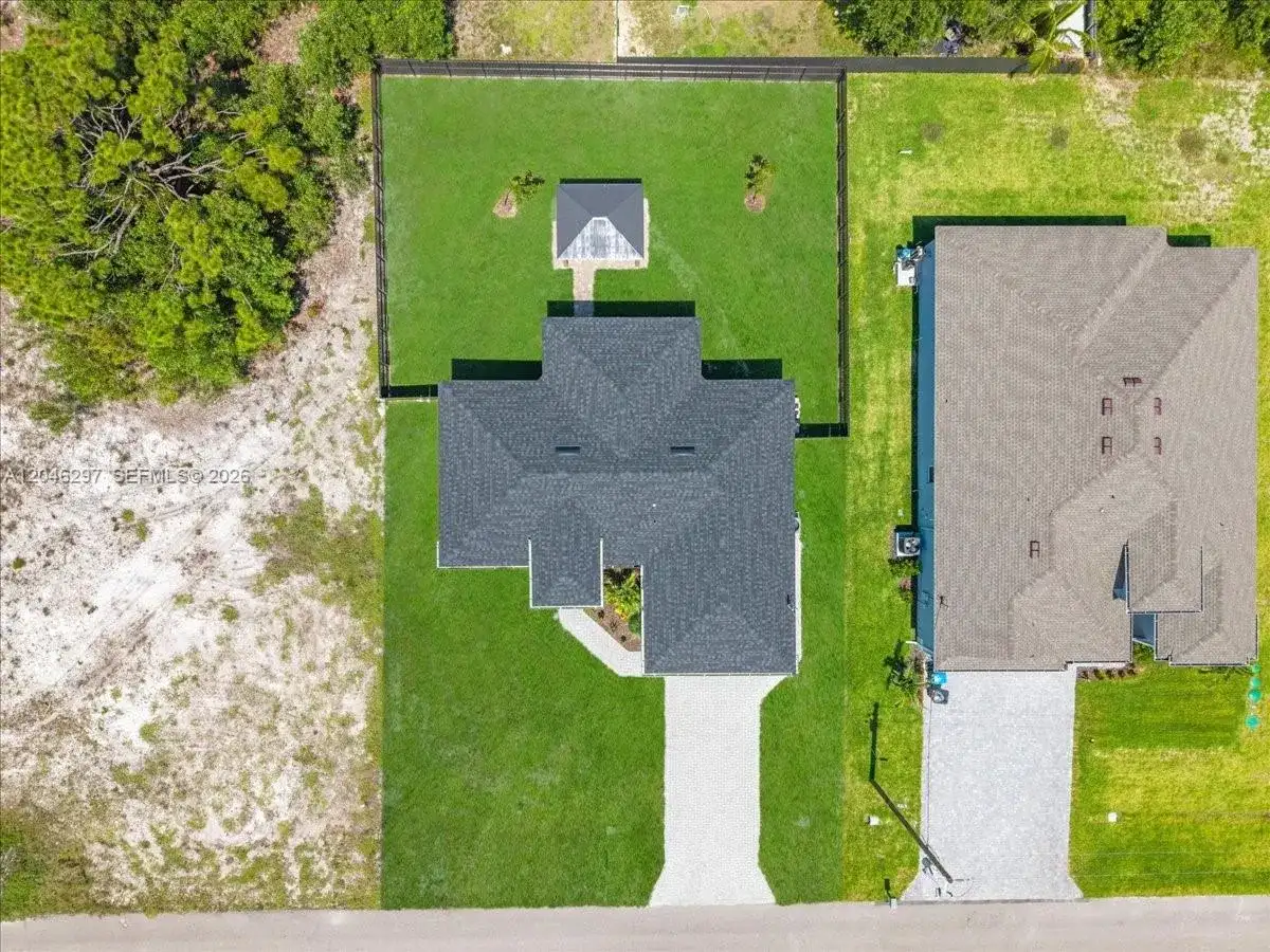 4536 NW 35 Place, Cape Coral FL 33993 photo 2