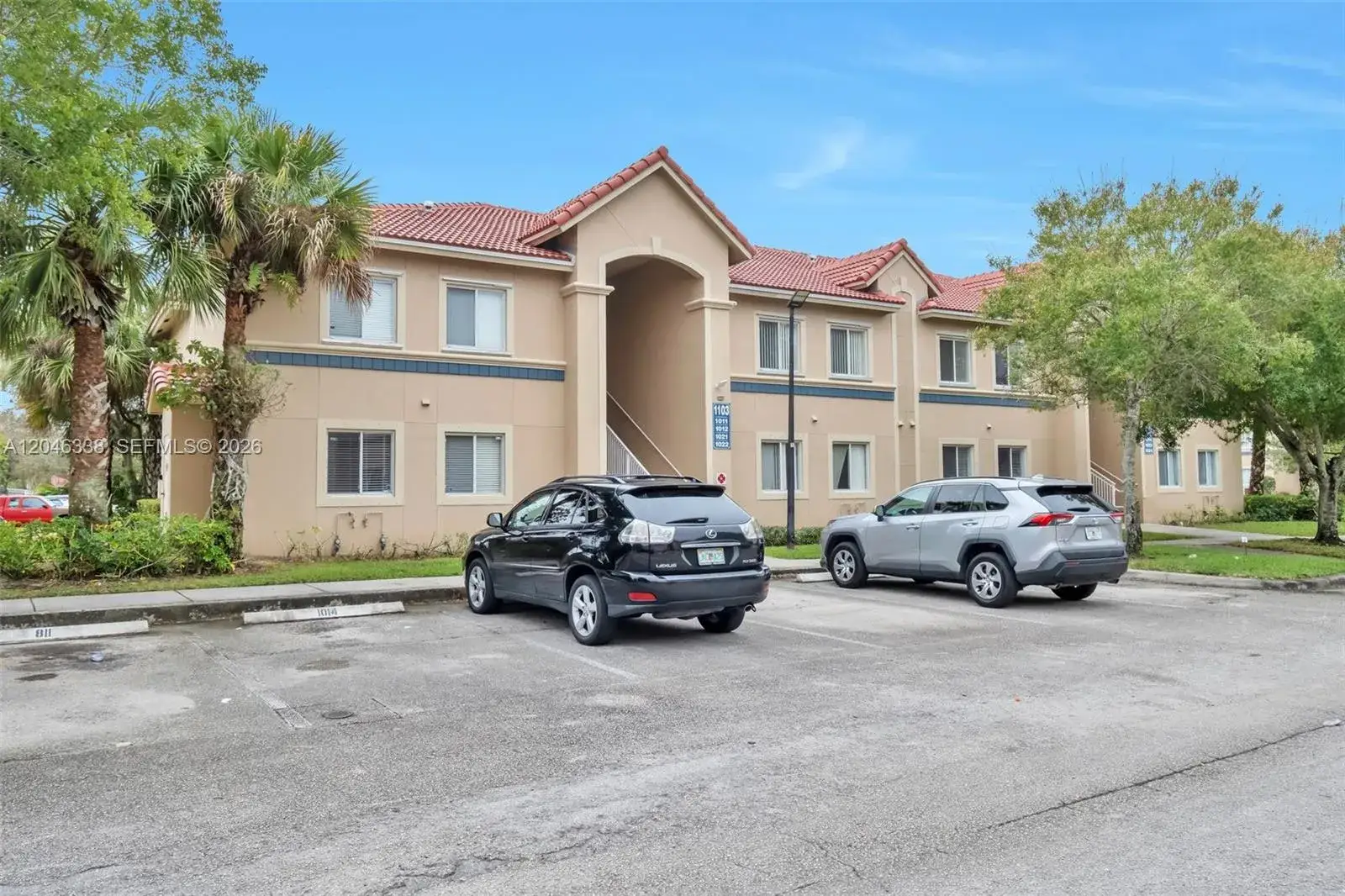 1103 Golden Lakes Blvd # 1013, West Palm Beach FL 33411