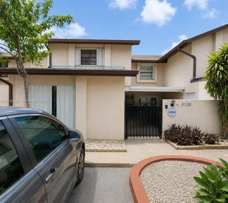 8188 NW 98th Lane # 122, Hialeah Gardens FL 33016