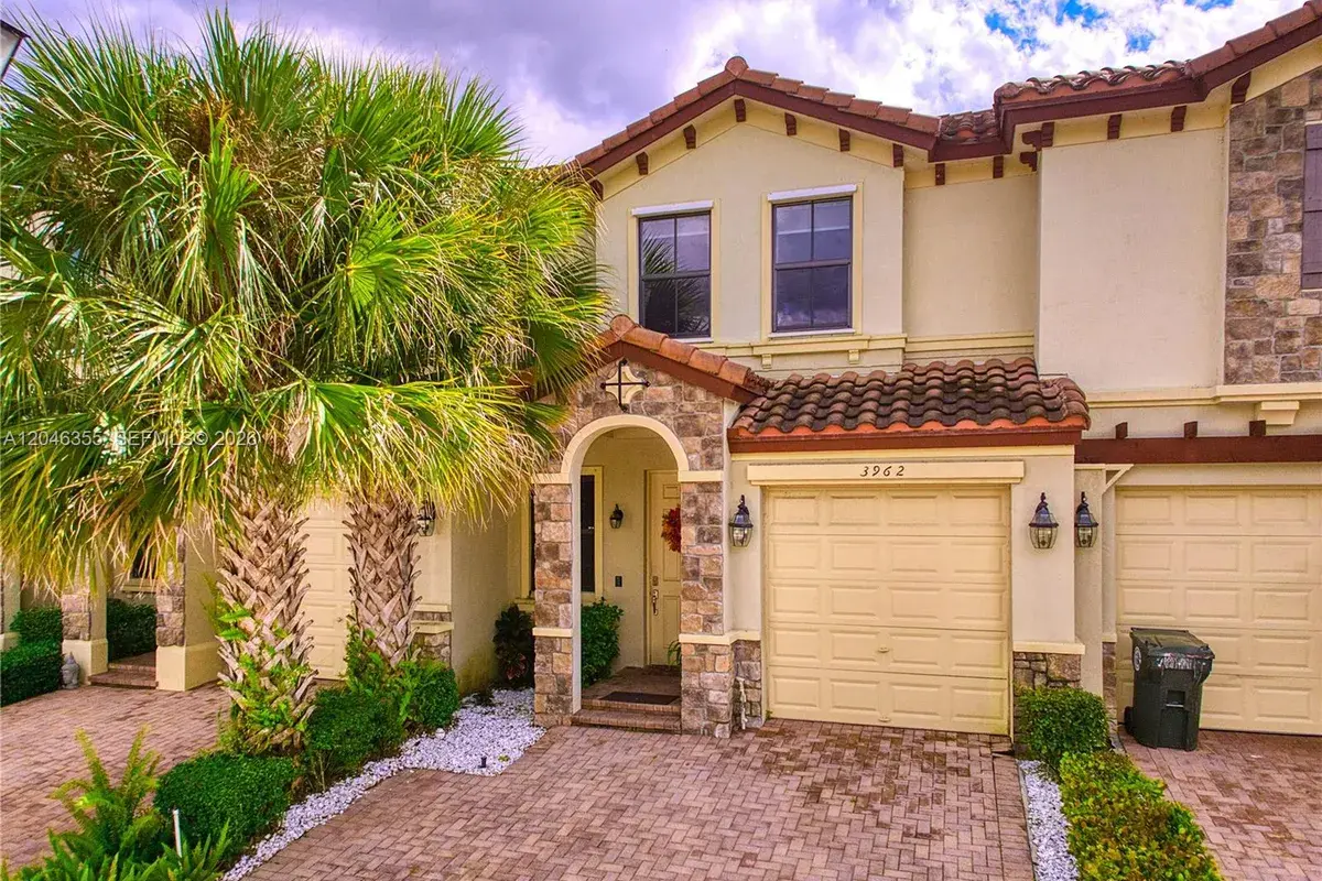 3962 Devenshire Ct, Coconut Creek FL 33073
