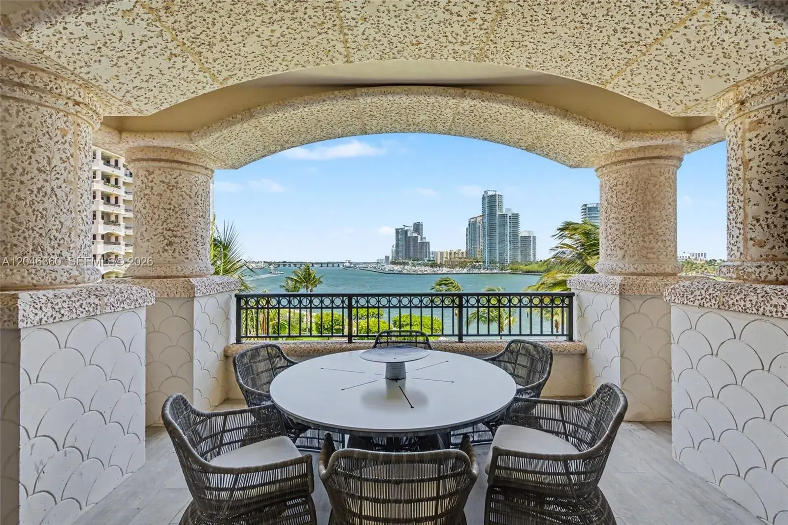 7042 Fisher Island Dr # 7042, Miami Beach FL 33109