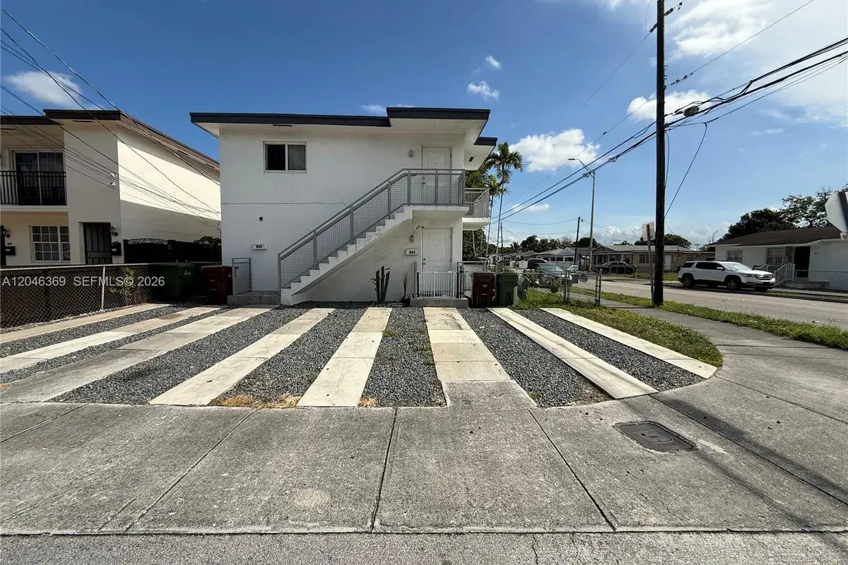 835 SE 12th Street # 837, Hialeah FL 33010