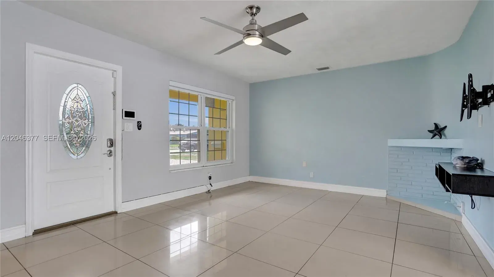 6431 S Coolidge St, Hollywood FL 33024