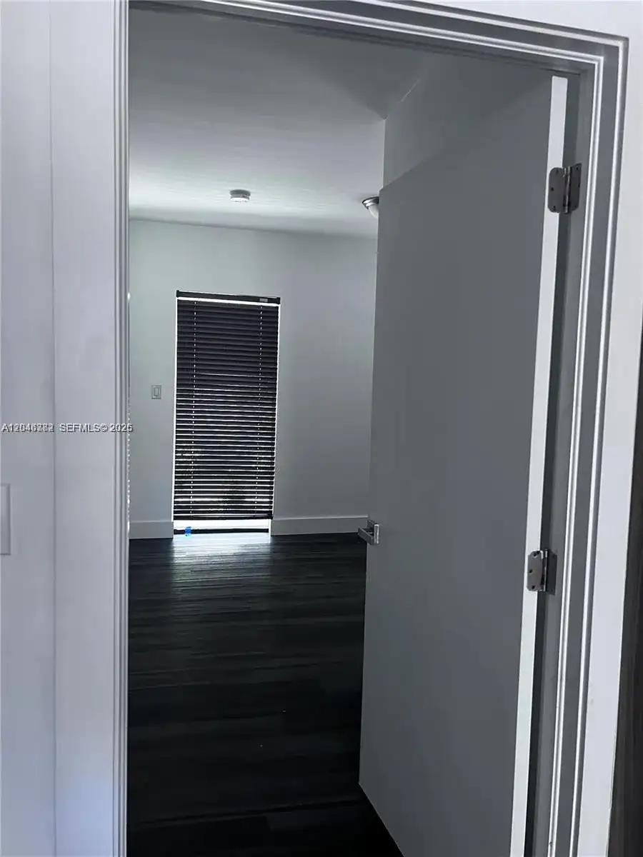 557 Michigan Ave # 115, Miami Beach FL 33139 photo 3