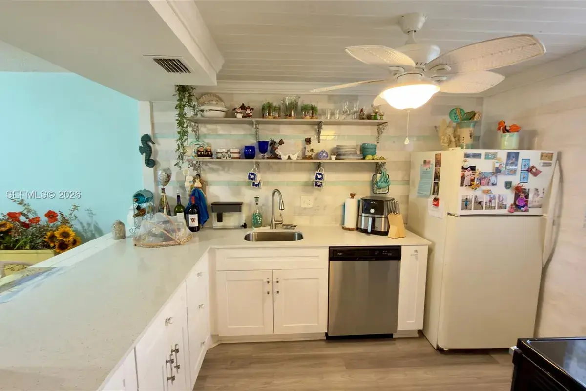 3241 Holiday Springs Blvd # 108, Margate FL 33063
