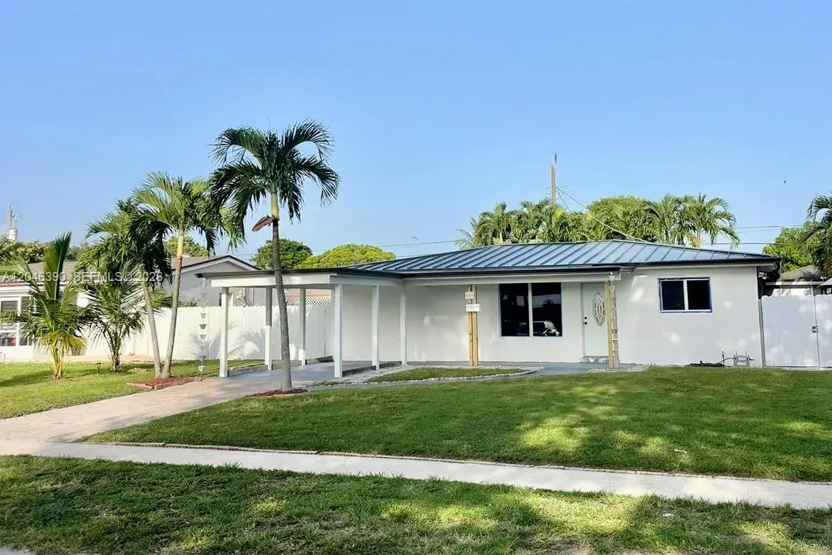 600 N 70th Ter, Hollywood FL 33024