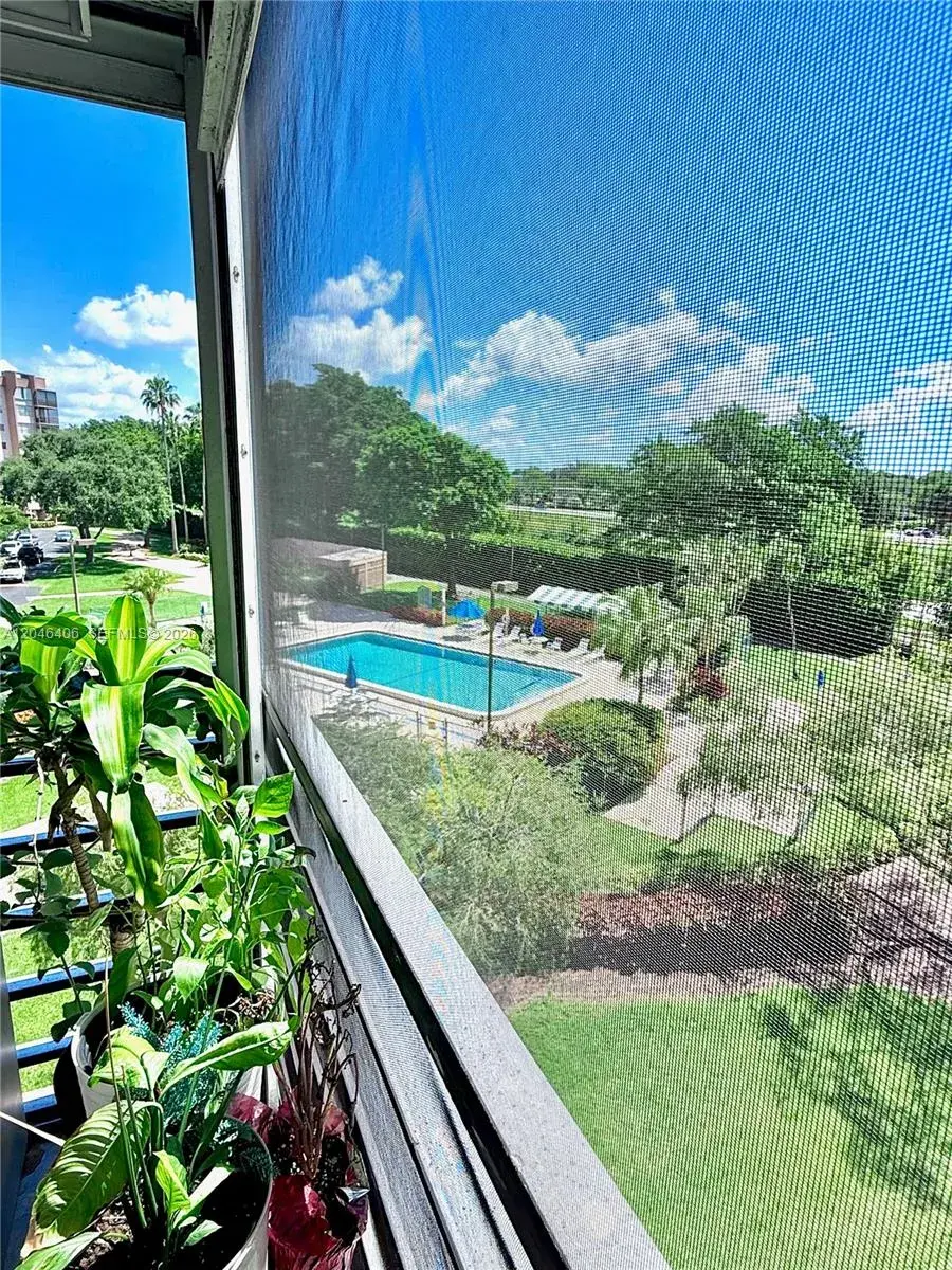 1300 Saint Charles Pl # 402, Pembroke Pines FL 33026