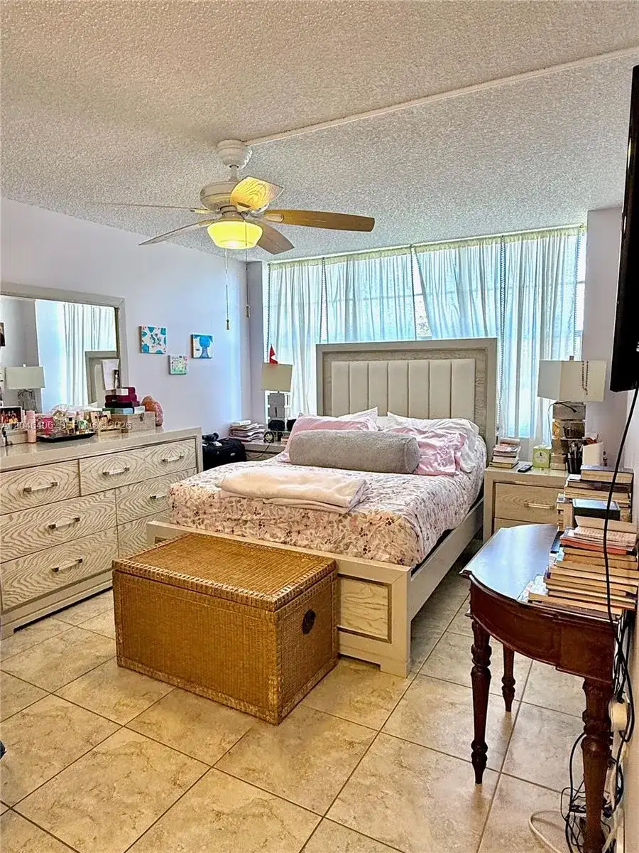 1300 Saint Charles Pl # 402, Pembroke Pines FL 33026 photo 3