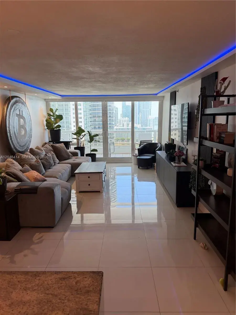 1717 N Bayshore Dr # 2847, Miami FL 33132